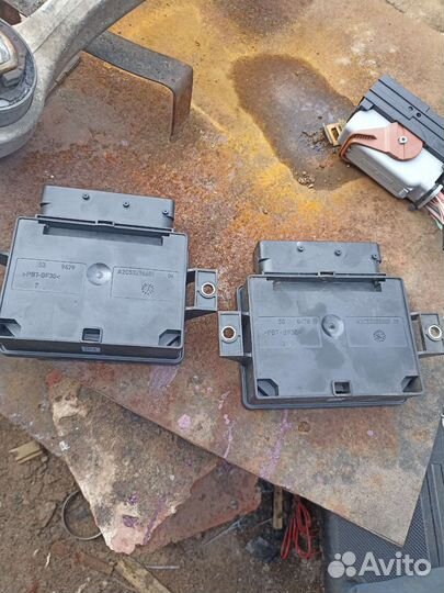 Блок управления ручника от Рено Сценник 3