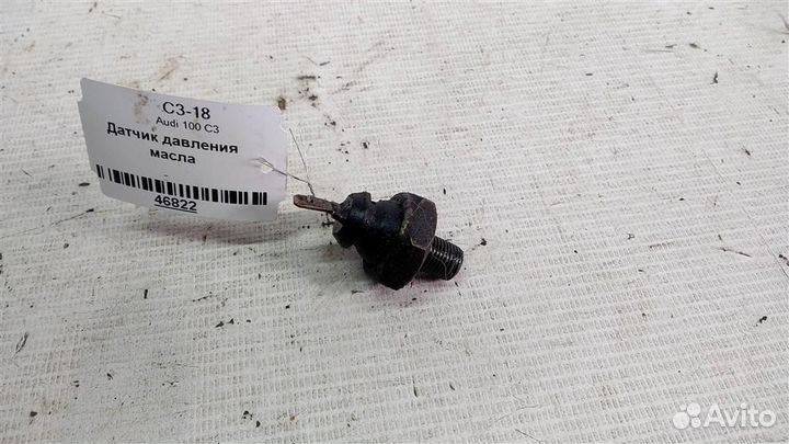 Датчик давления масла Audi 100 С3