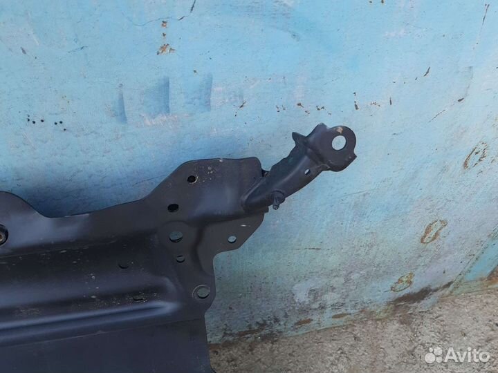 Подрамник Audi Q7 4M Touareg 3