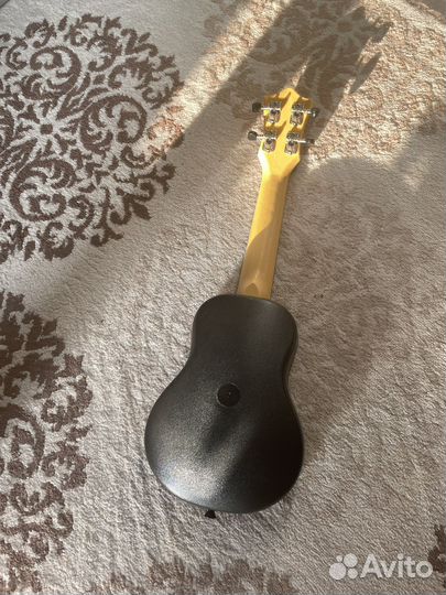 Укулеле Flight TUC-35 BK