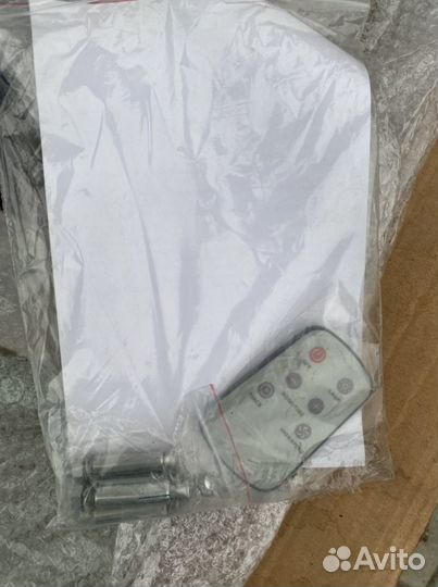 Вытяжка MBS Zinnia 190 Insel glass (потолочная)