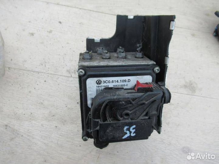 Блок ABS Volkswagen Passat B6 2006 3C0614109D