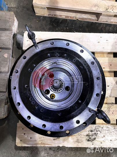 Бортовой редуктор Hitachi ZX185USR 4466663