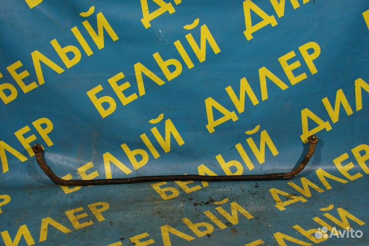 Передний стабилизатор Nissan Maxima a32