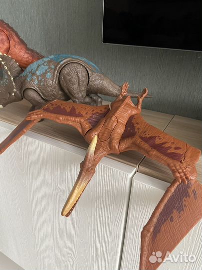 Динозавры jurassic world