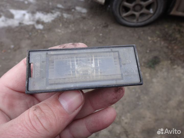 Рено Фонарь подсветки номера Renault