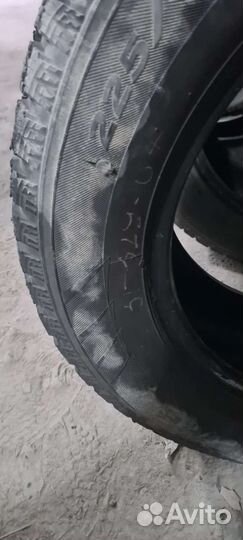 Hankook Winter I'Pike 225/60 R17