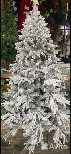 Елка искусственная заснеженная