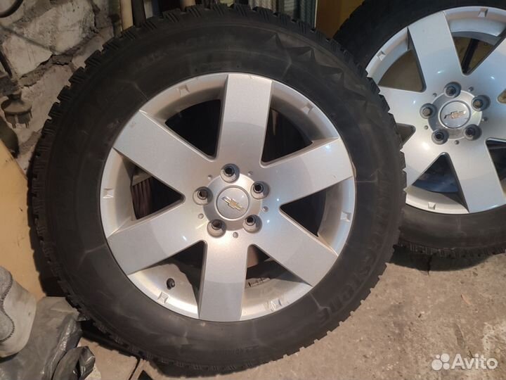 Зимние колеса в сборе Шевроле Каптива 235/60 R17