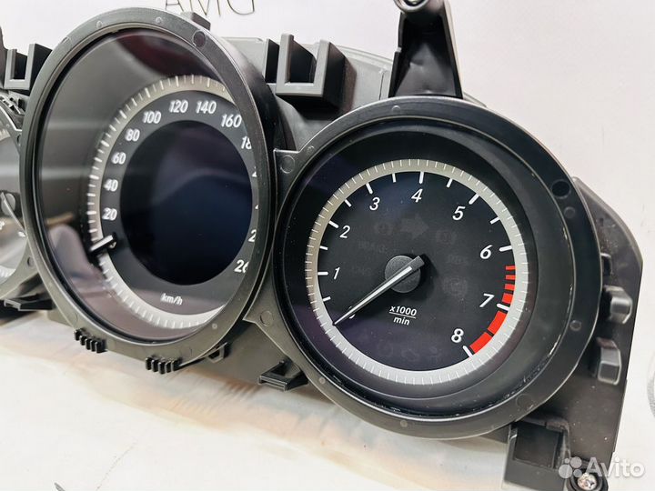 AMG Панель приборов Mercedes W204
