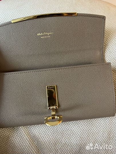 Кошелек женский италия Salvatore Ferragamo