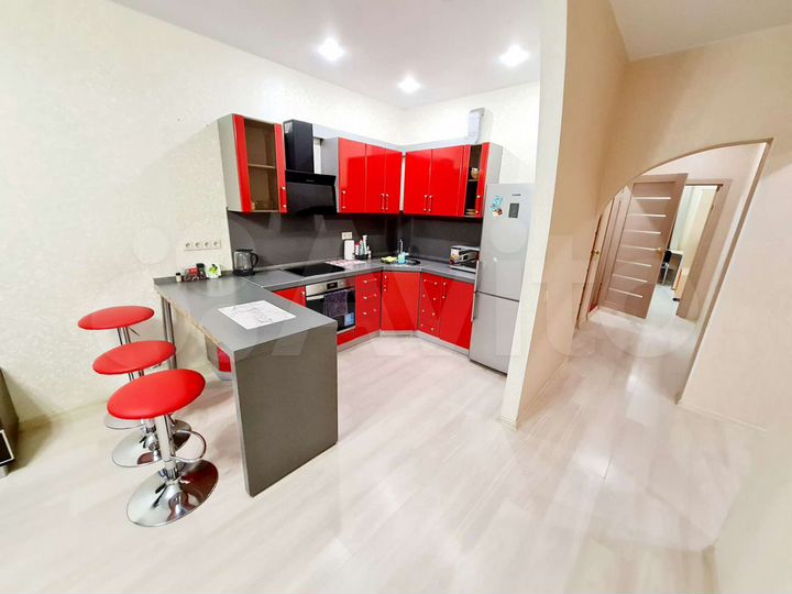 2-к. квартира, 82 м², 13/17 эт.