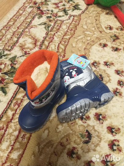 Ботинки зимние новые