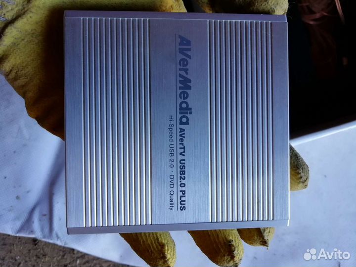 TV- и FM-тюнер AVerMedia avertv USB2.0 Plus