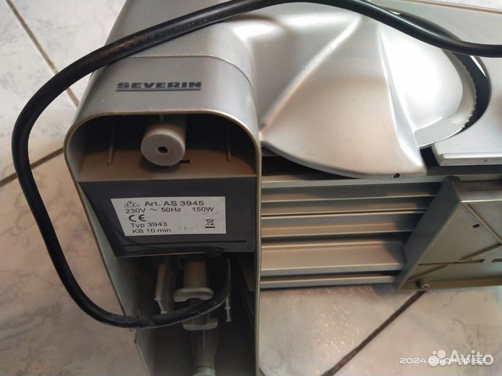 Хлеборезка-слайсер электрическая Severin