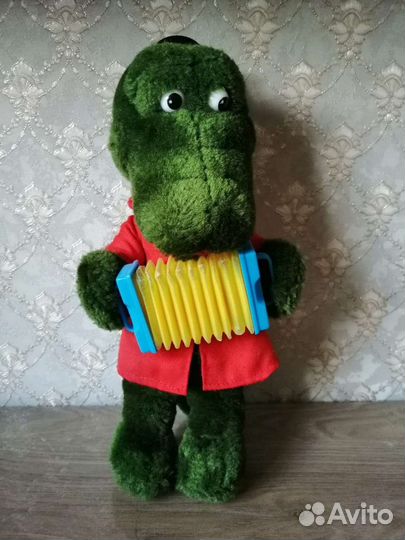 Мягкая игрушка чебурашка и крокодил Гена