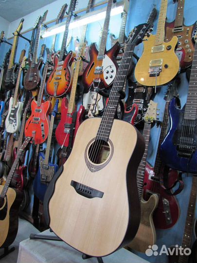 Акустическая гитара Flight