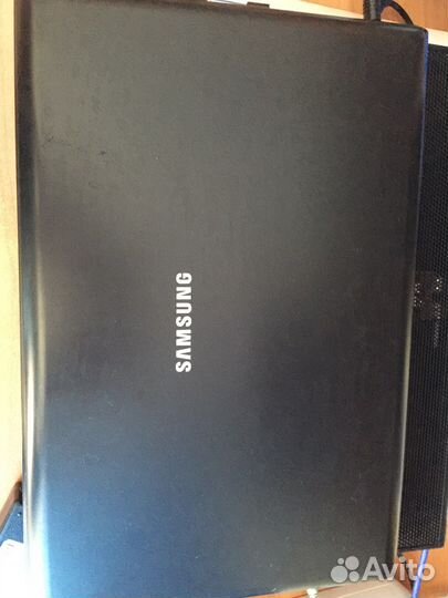 Ноутбук r 519