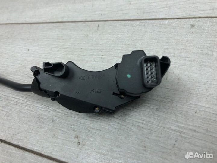 Переключатель круиз-контроля Mercedes-Benz E-Class