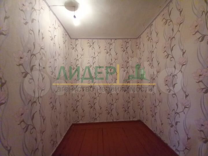 2-к. квартира, 40 м², 1/2 эт.