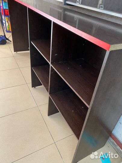 Этажерка / шкаф