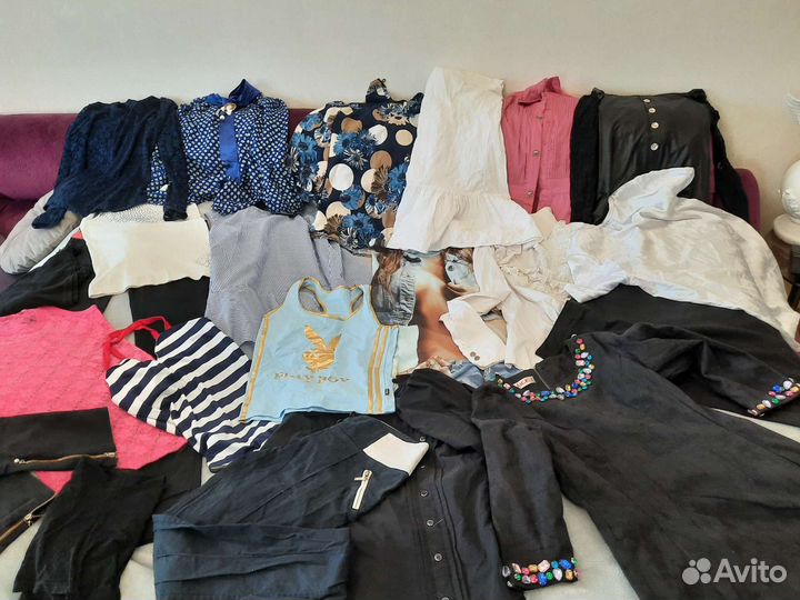 Два пакета женской одежды 42 р