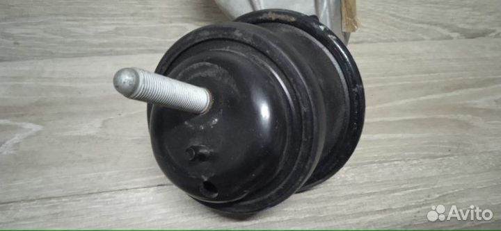 Подушка двигателя Lexus Is 2015-2017