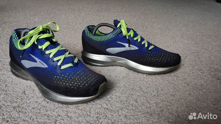 Кроссовки Brooks Levitate 2