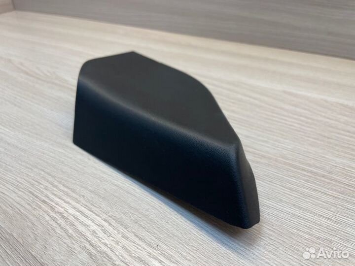 Уголок зеркала передний правый LADA X-Ray