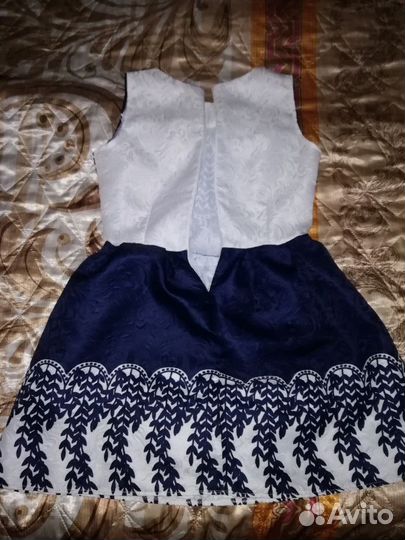 Платье 42-44 размер б/у 2 раза