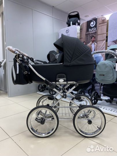 Коляска Roan Bass Next Classic 1в1 черная