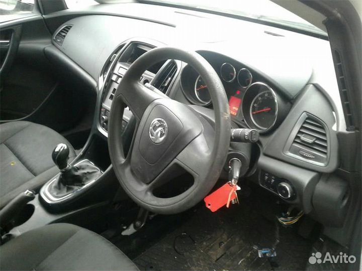 Разбор на запчасти Opel Astra J