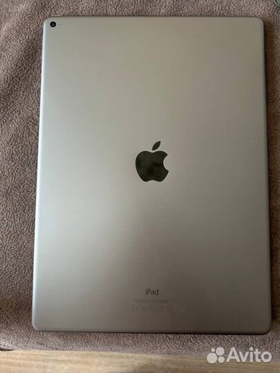 iPad pro 12.9 wi-fi gen1