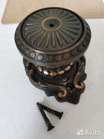 Вешалка настенная ручка дверная