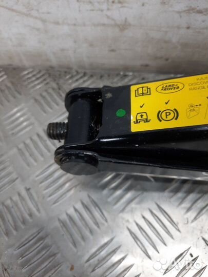 Домкрат Land Rover Discovery внедорожник 2.7 2007