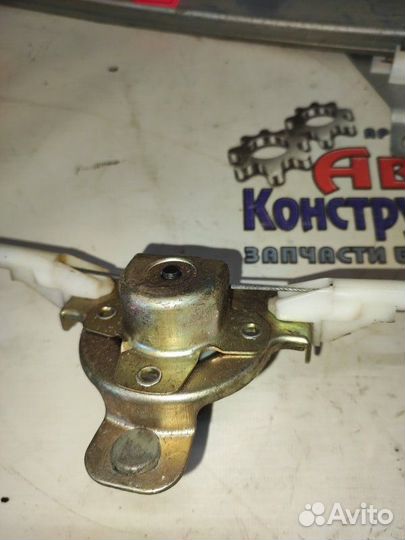 Стеклоподъемник задний правый Chevrolet Aveo T 200