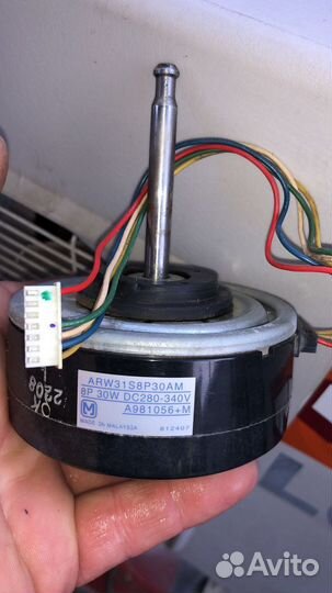 Двигатель внутреннего блока кондиционера