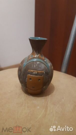 Старая вазочка интересная красивая, модерна Европа