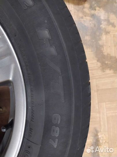 Bridgestone Dueler H/T 225/65 R17