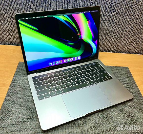 MacBook Pro 13 2019 Touch Bar