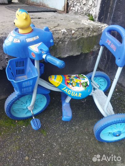 Трехколесный велосипед