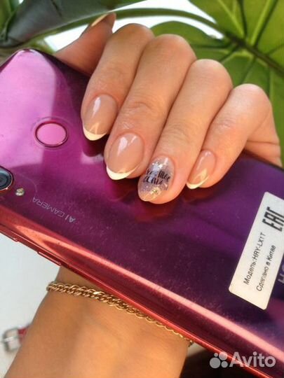 Наращивание ногтей/шеллак