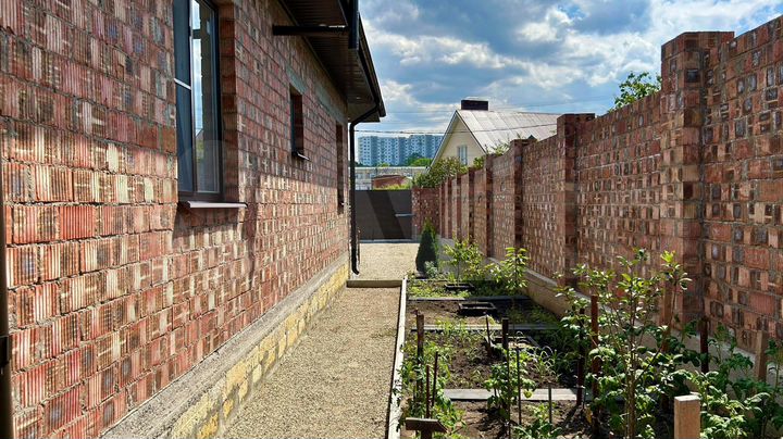 Дом 120 м² на участке 5 сот.