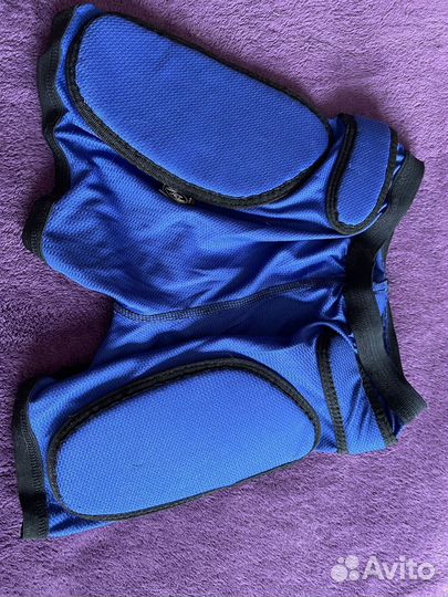 Сноуборд с креплением, ботинки для сноубо