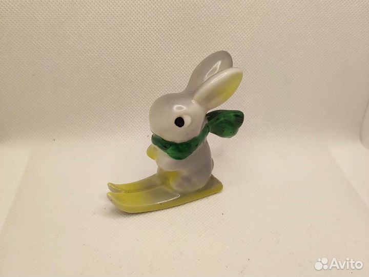 Заяц на лыжах фарфор барановка 60-е