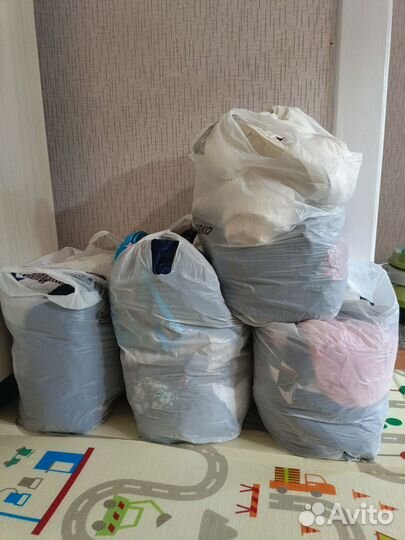 4пакета вещей