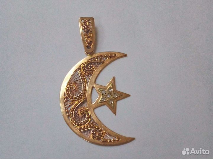 Золотая подвеска