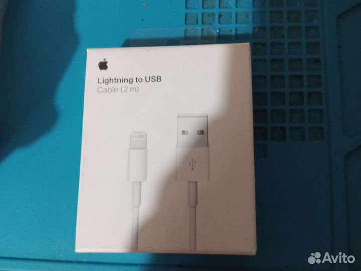 Оригинал провод на iPhone