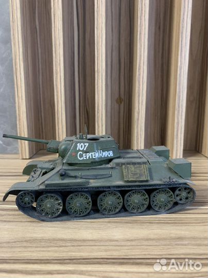 Модель танка Т-34/76 ручная работа роспись