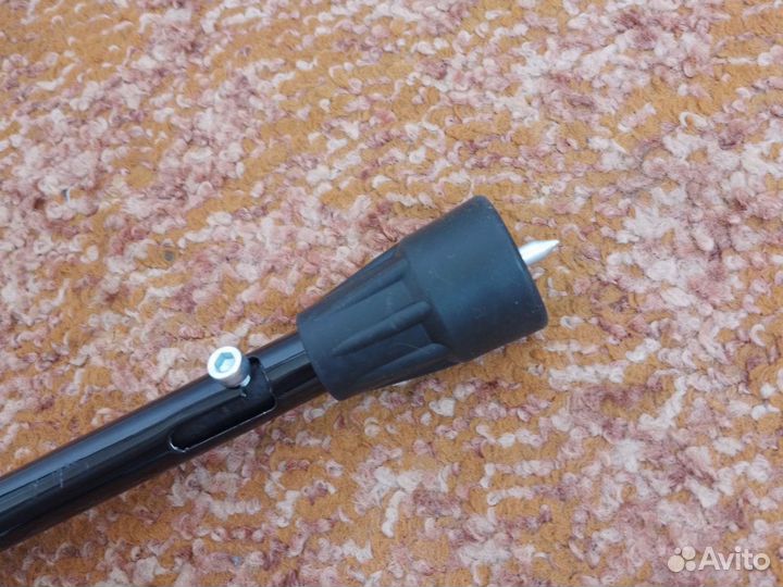 Трость опорная маталлическая